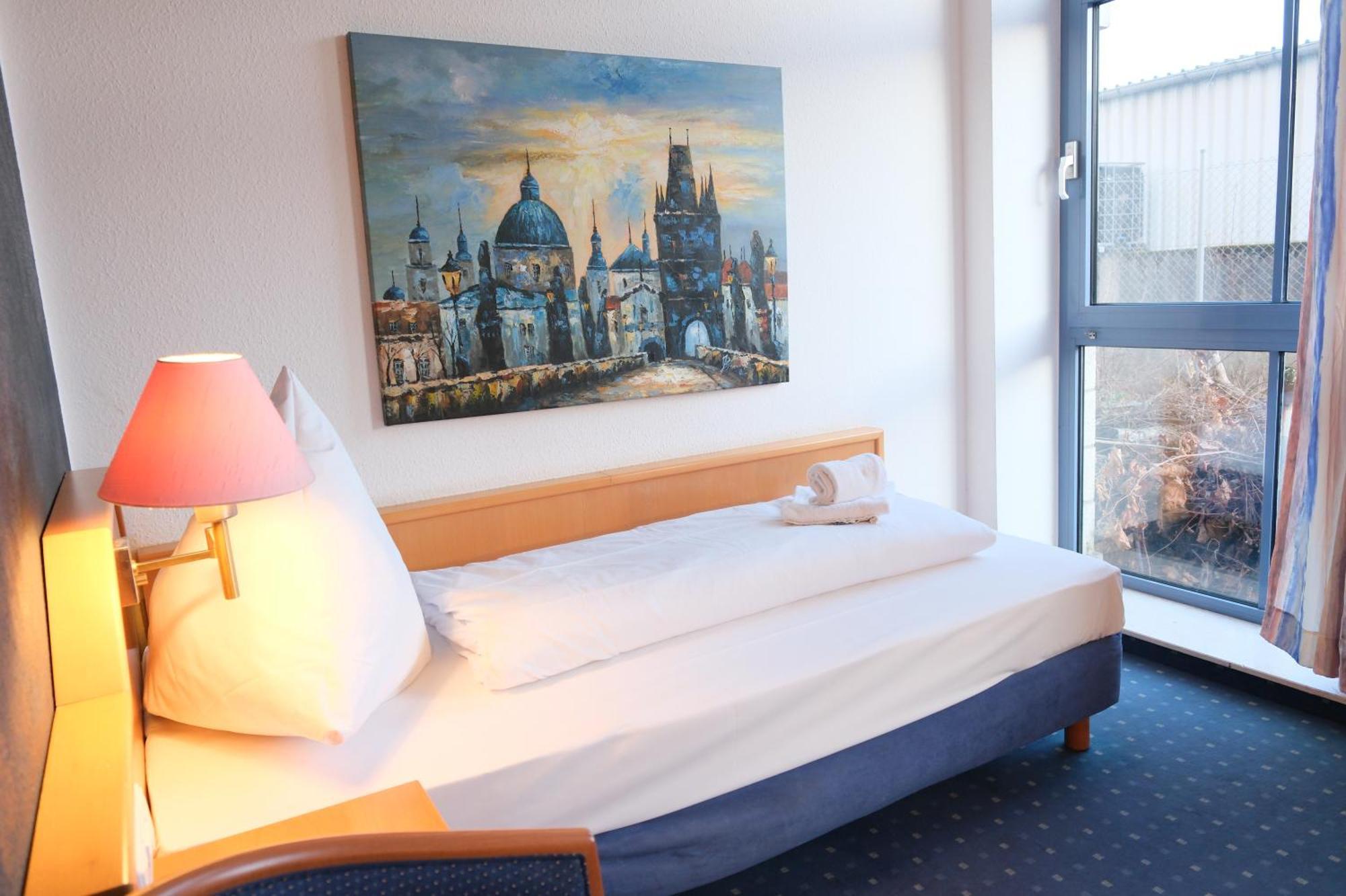 Stargaze Forum Hotel Duesseldorf-هيلدن المظهر الخارجي الصورة